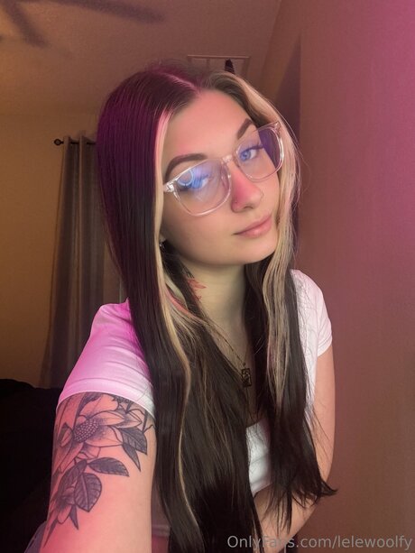 Lelewoolfy perfect model archive