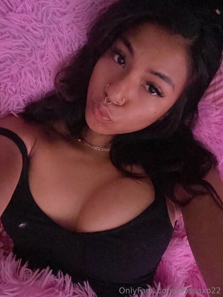 Alyssaxo22 sexy star archive