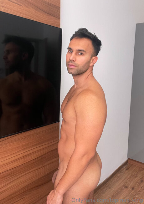 Topmax King beautiful pornstar img