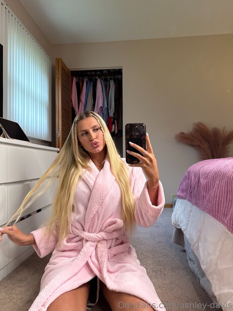 Ashley Davis nude pornstar picture