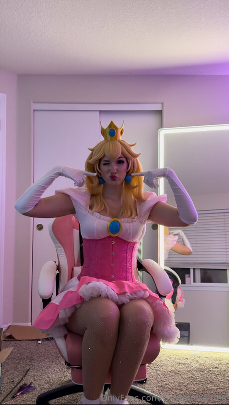 Crystalrose Free pornstar pretty img