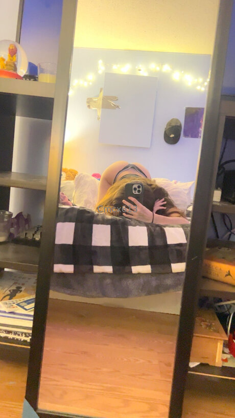 Kush Shordy star hot photo