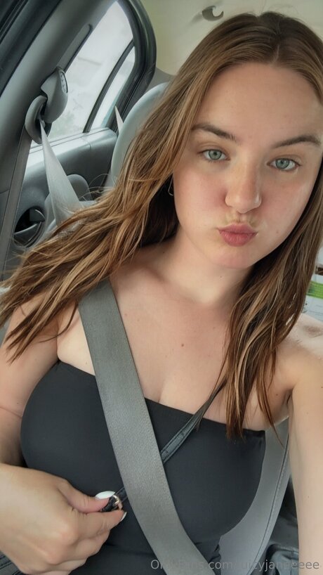 Juicyjaneeeee nudes star photos