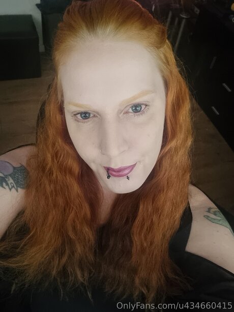 U434660415 star porn image