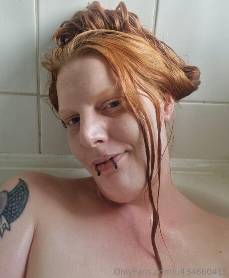 U434660415 hd model pics