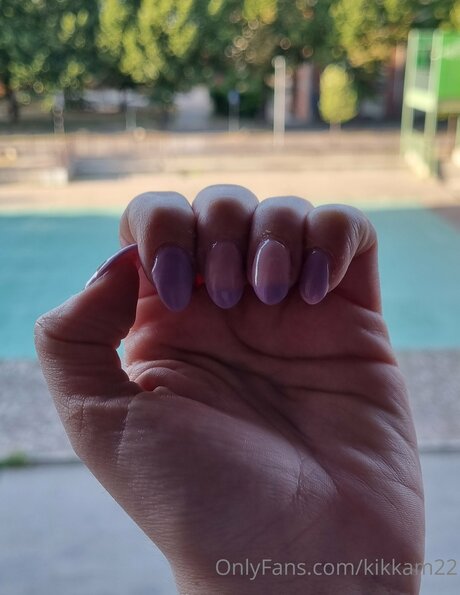 Kikkam22 model adult pic