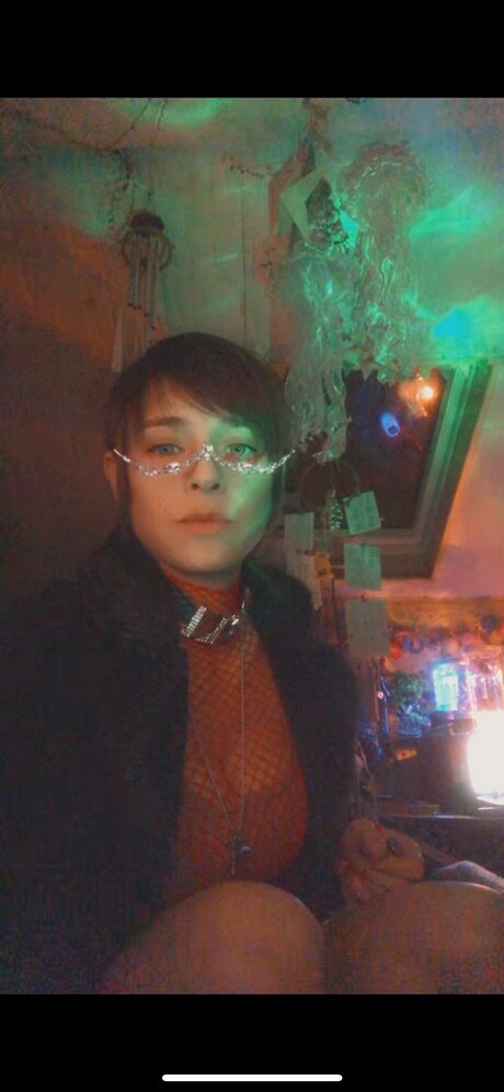 Thebrightside nudes actress pic