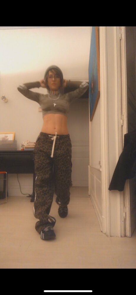 Thebrightside star naked pics