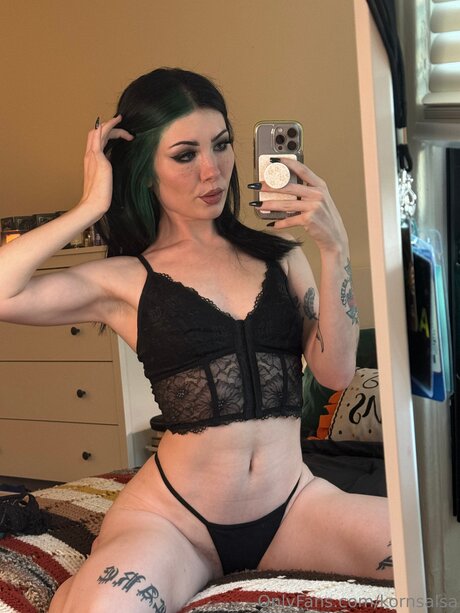 Moresalsa star hot pics