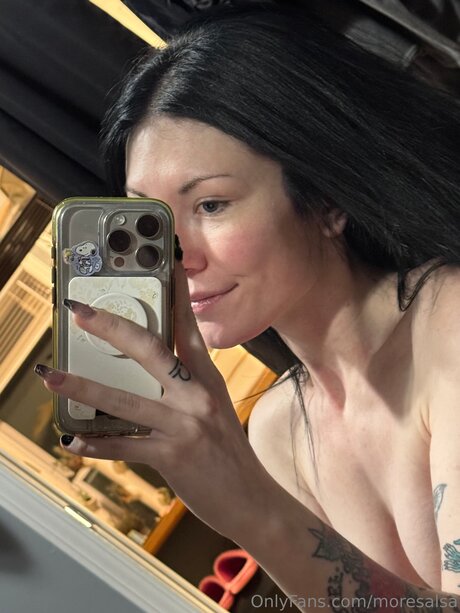 Moresalsa model sexy galleries