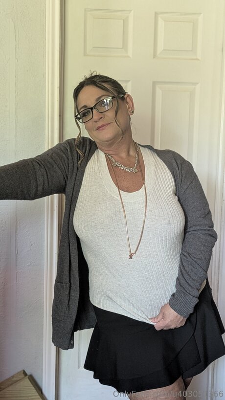 Brandy Raines naked pornstar photos