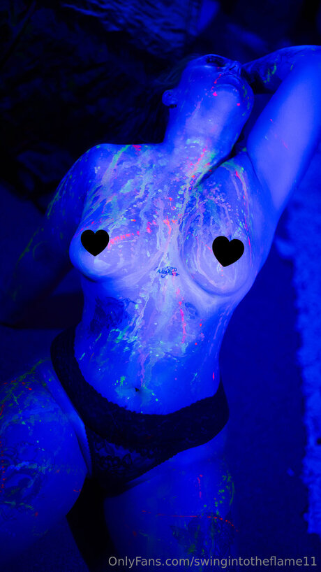 Swingintotheflame11 art actress picture