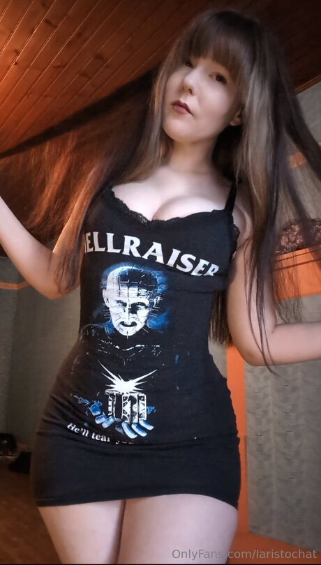 Laristochat actress archive