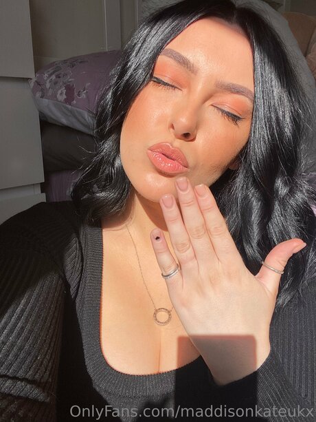 Maddisonkateukx nude actress pictures