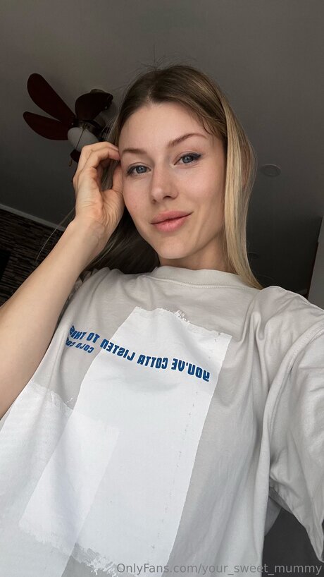 Your Sweet Mummy pornstar nudes picture