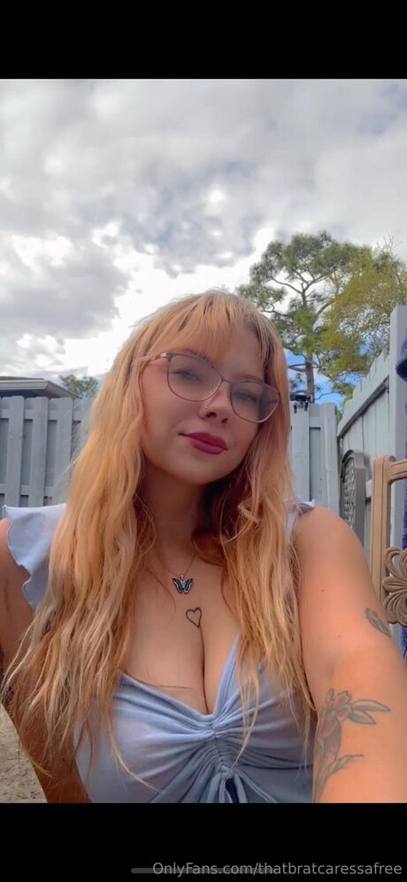 Thatbratcaressafree star pretty galleries