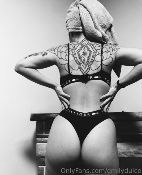 Emilydulce best actress galleries