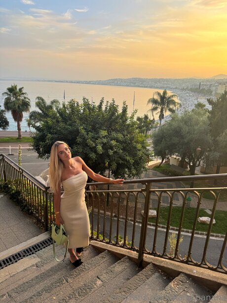 Diana Banana high quality pornstar image