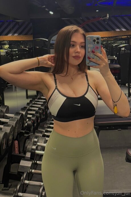 Juli Jul sexy model photo