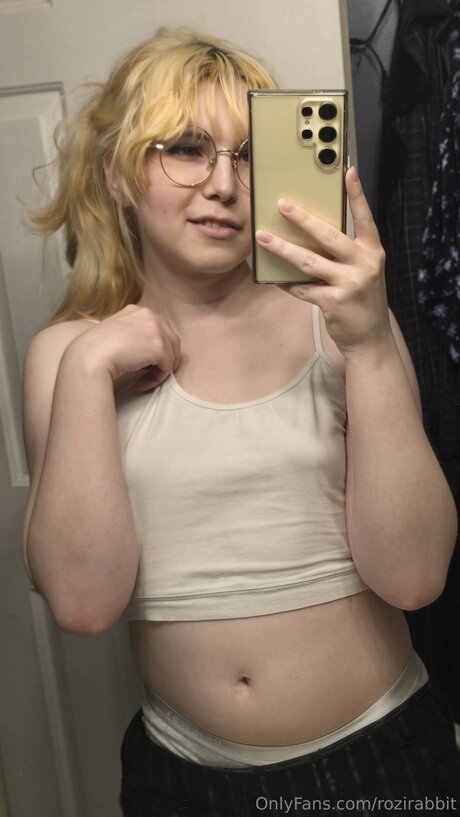 Rozirabbit beautiful star photo