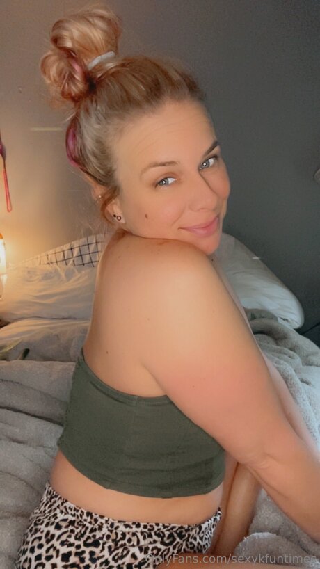 Sexykfuntimes hd actress image