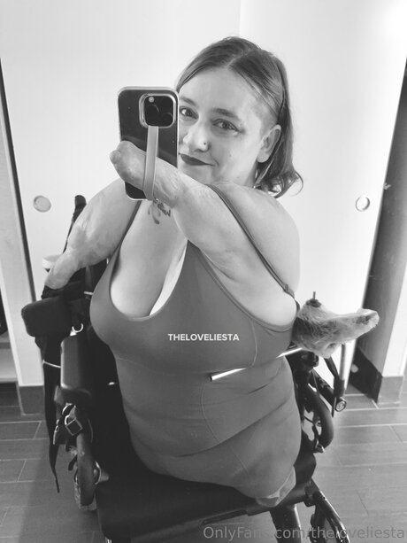 Theloveliesta star naked pic