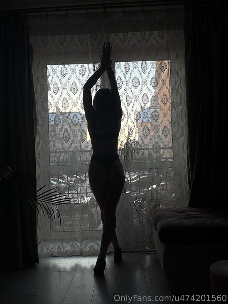 U474201560 adult star photo