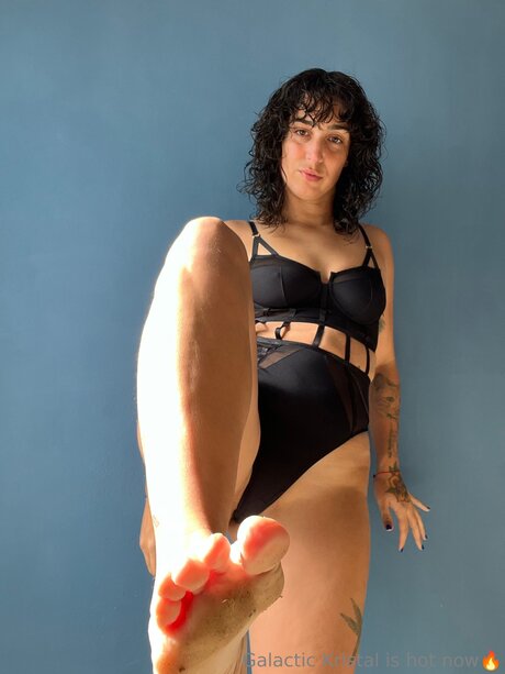 Wildgirlfetish star sex pic