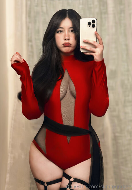 Summerxbee model high quality picture