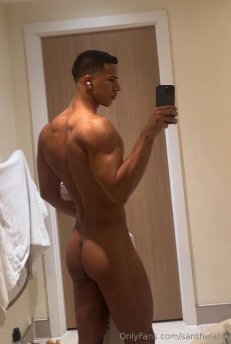 Santhelatin pornstar sex images