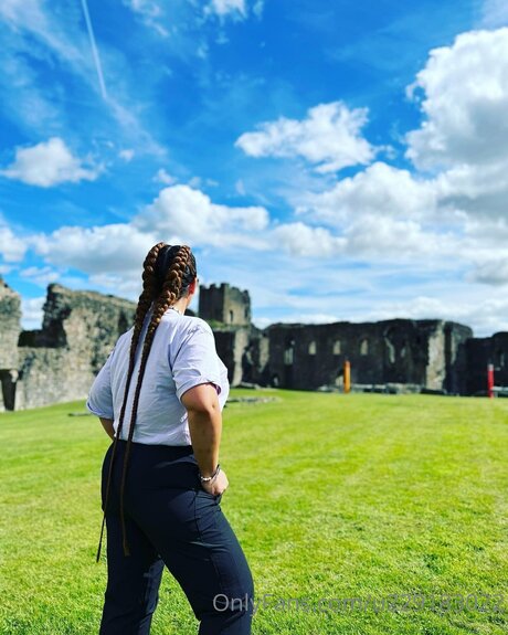 U229183022 nude actress images