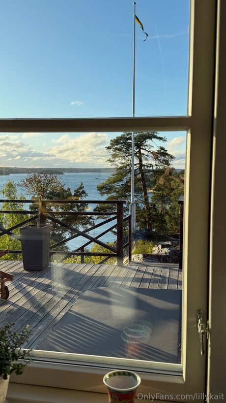 Lillykait perfect model photo