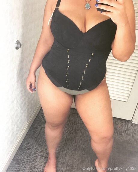 Prettykitty1028 perfect pornstar image