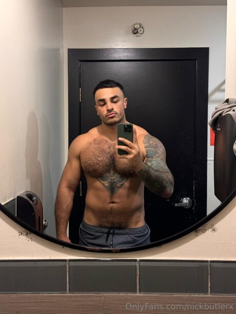 Nickbutlerx model perfect pics
