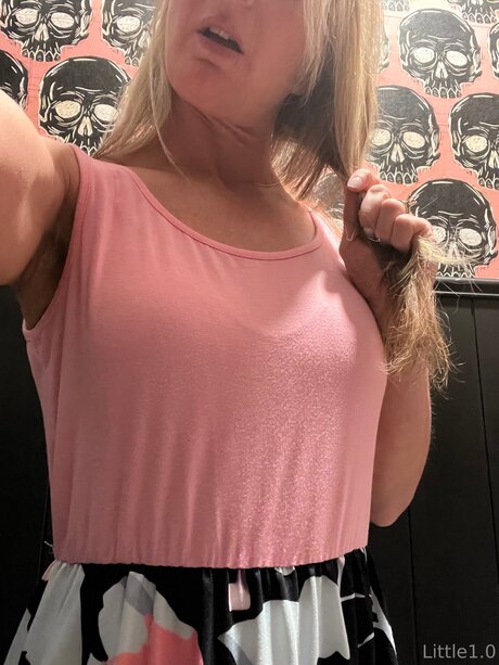 Little1 0 free pornstar photo