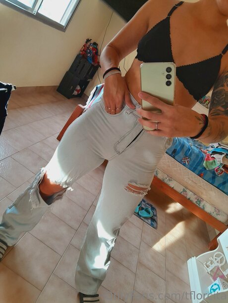 Tflorcita model porn photos