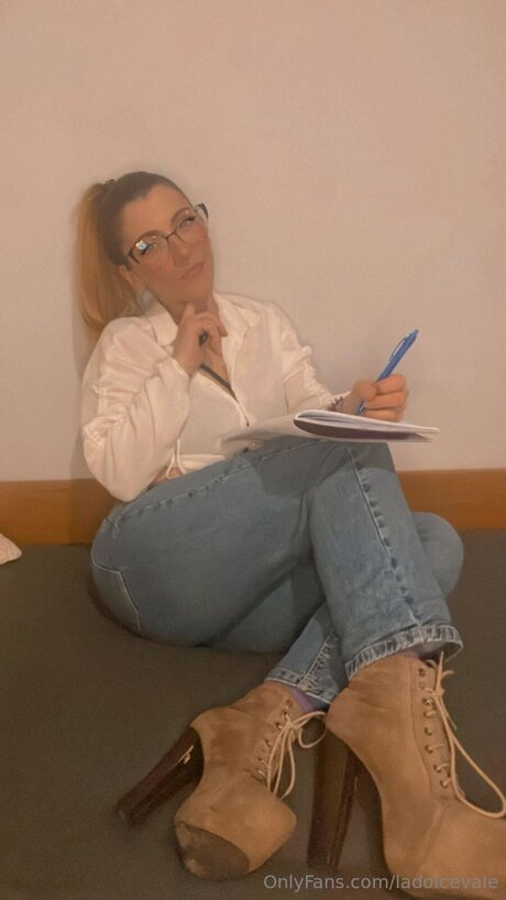 Latuavale free model archive