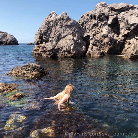 Eva Bambano star pornographic photo
