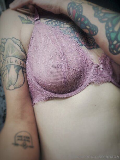 shemale dominatrix onlyfans art nude photos