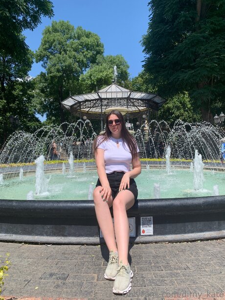 Dirny Kate model art pic