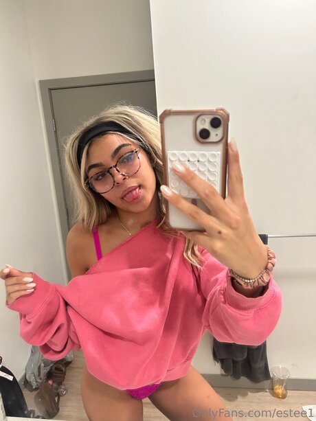 Estee1 sex pornstar pictures