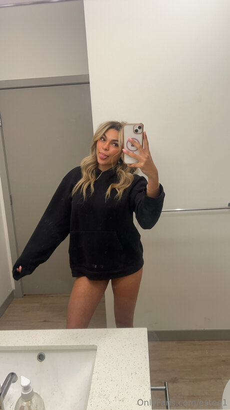 Estee1 hd pornstar photos