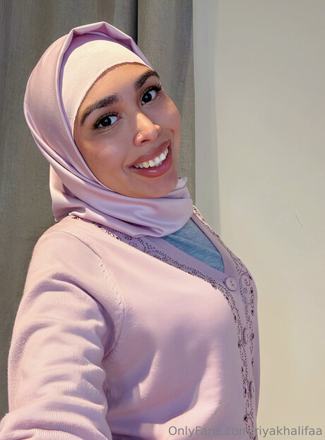 Riyakhalifaa nice pornstar archive