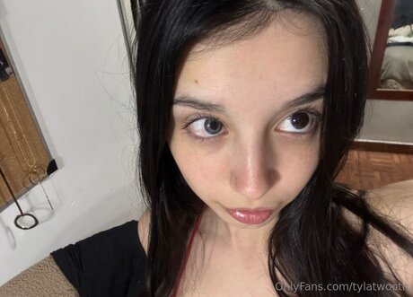 Tylatwootn free model photo