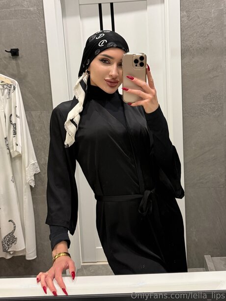 Leila Lips adult star archive