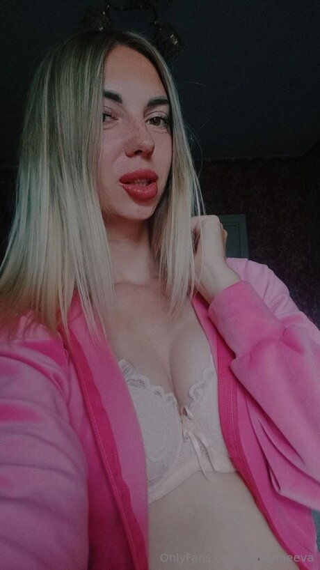 Alinazineeva nudes pornstar img