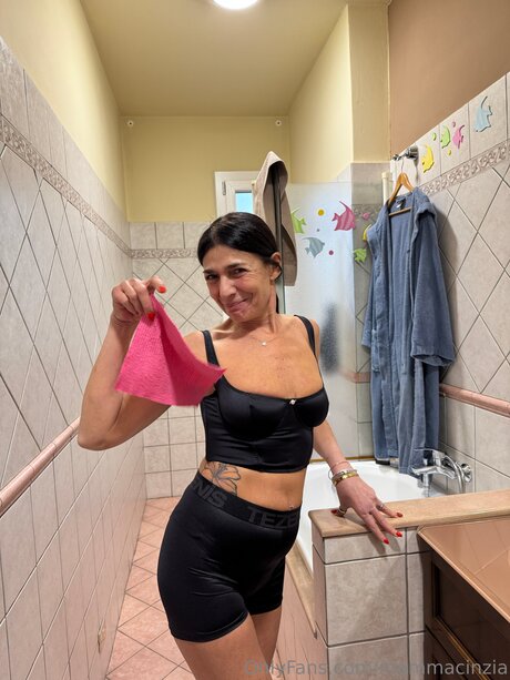 Mammacinzia sex actress img