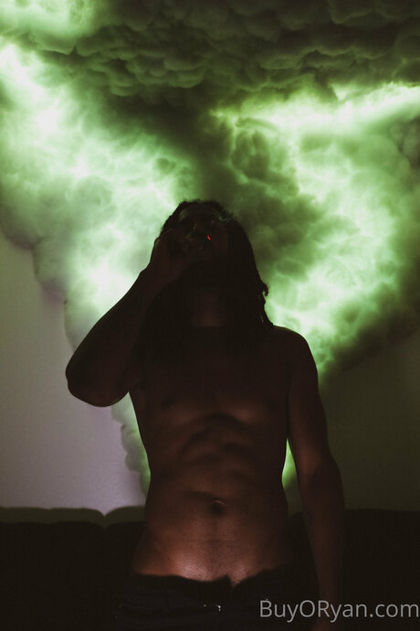 Oryanoryan star picture