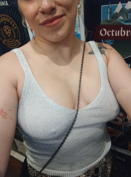 Selenaonfire pornstar xxx img