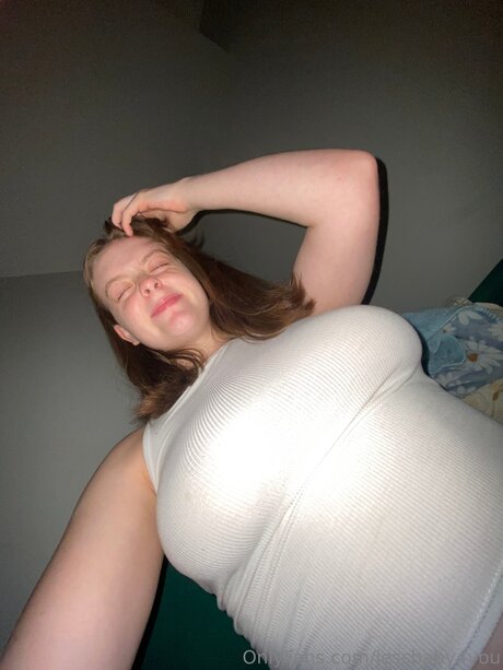 Jessbaby4you model adult pic